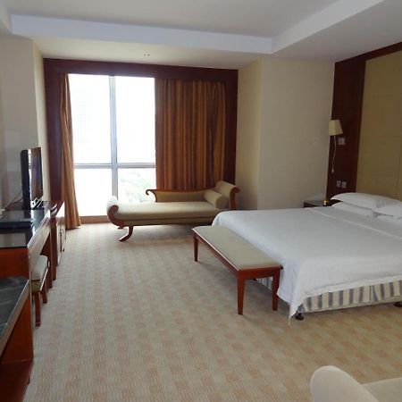 Shijiazhuang Yanshan Hotel מראה חיצוני תמונה