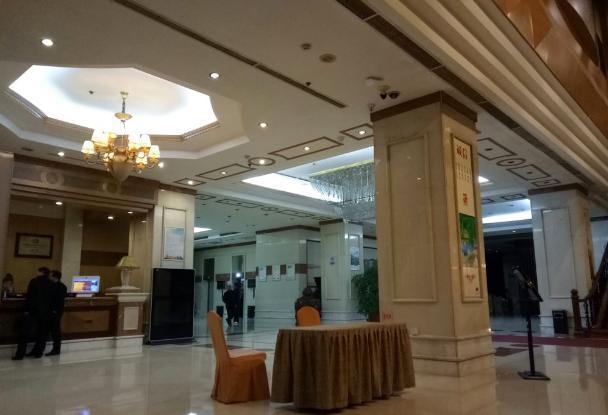 Shijiazhuang Yanshan Hotel מראה חיצוני תמונה