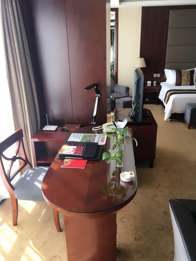 Shijiazhuang Yanshan Hotel מראה חיצוני תמונה