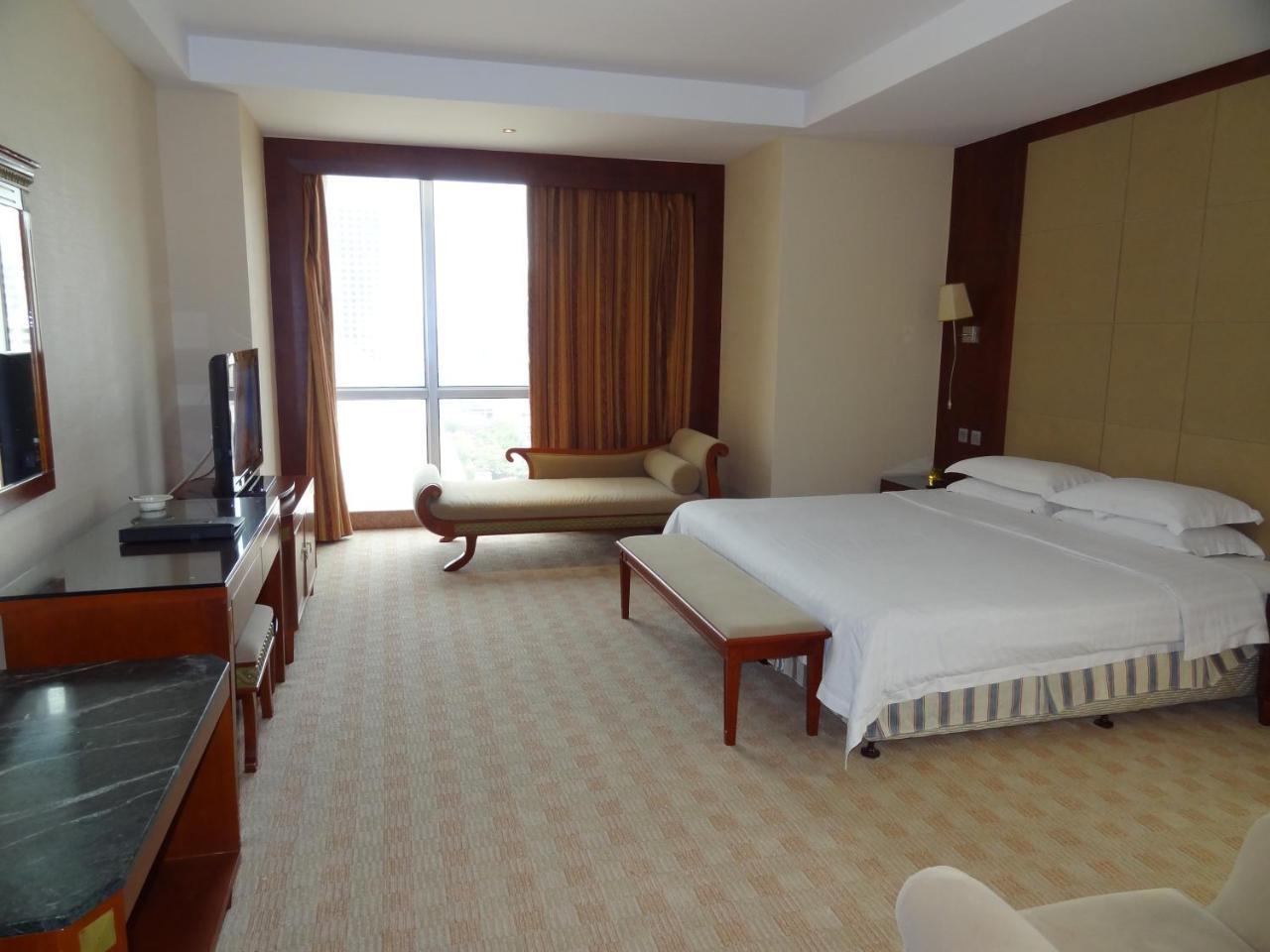 Shijiazhuang Yanshan Hotel מראה חיצוני תמונה